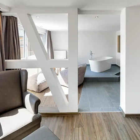 Kühberg Hotel 4*